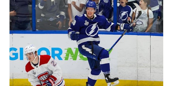Palat scorer igjen for Tampa Bay Lightning